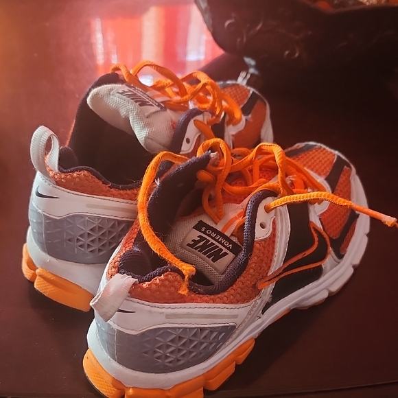 Nike Kids Sneakers in Orange and White - Picture 1 of 6